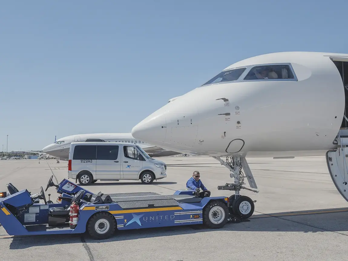 United Aviation Madrid Barajas LEMD MAD 4